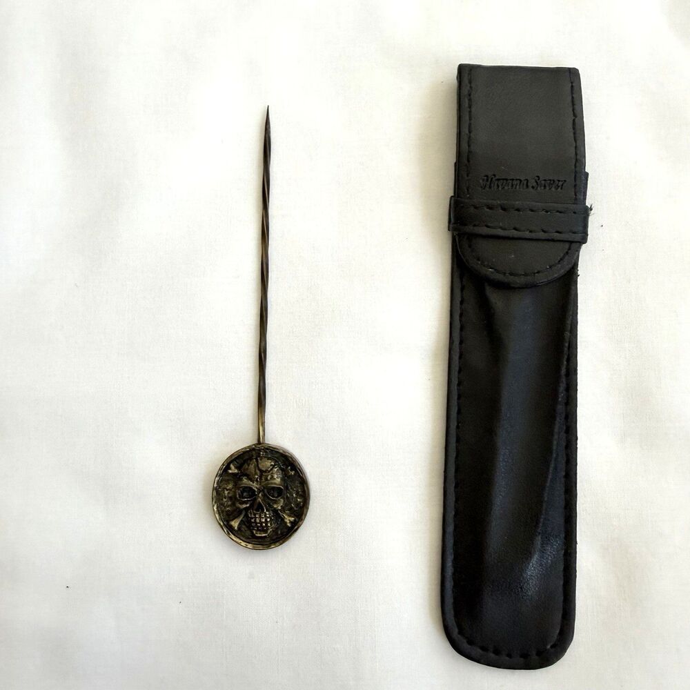 Havana Saver Cigar Tool Cracked Skull and Crossbones Collectors Piece